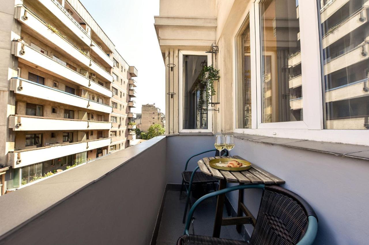 Stylish & Spacious Apartment Near The Old Town - A Touch Of History, A Dash Of Modernity Bucareste Exterior foto