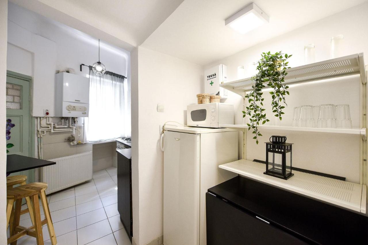 Stylish & Spacious Apartment Near The Old Town - A Touch Of History, A Dash Of Modernity Bucareste Exterior foto