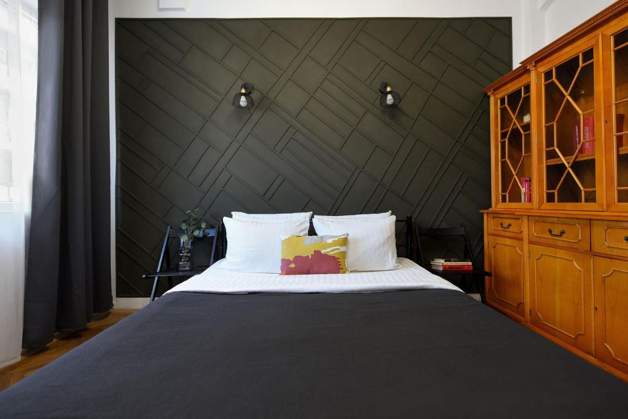Stylish & Spacious Apartment Near The Old Town - A Touch Of History, A Dash Of Modernity Bucareste Exterior foto